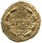 Pièce de monnaie avec la mention SPQR