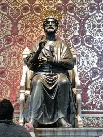 Statue de Saint-Pierre
