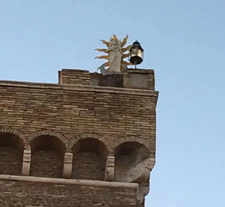 Vierge Tour du singe