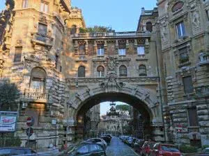 Arc entree Coppedè