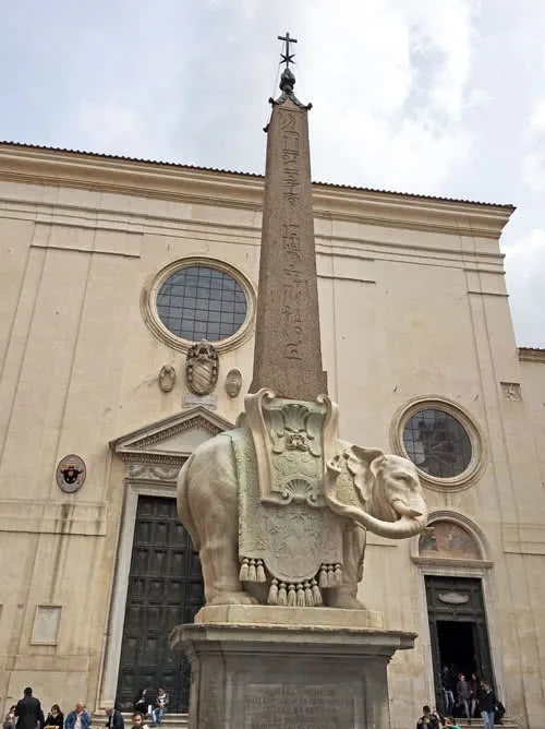 Obélisque Minerva