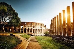 Colisee sous lever soleil