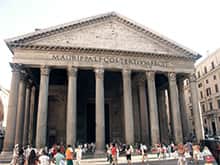 Façade du Panthéon à Rome