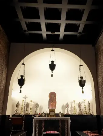 Intérieur Oltre il Pantheon - Présentation de reliques